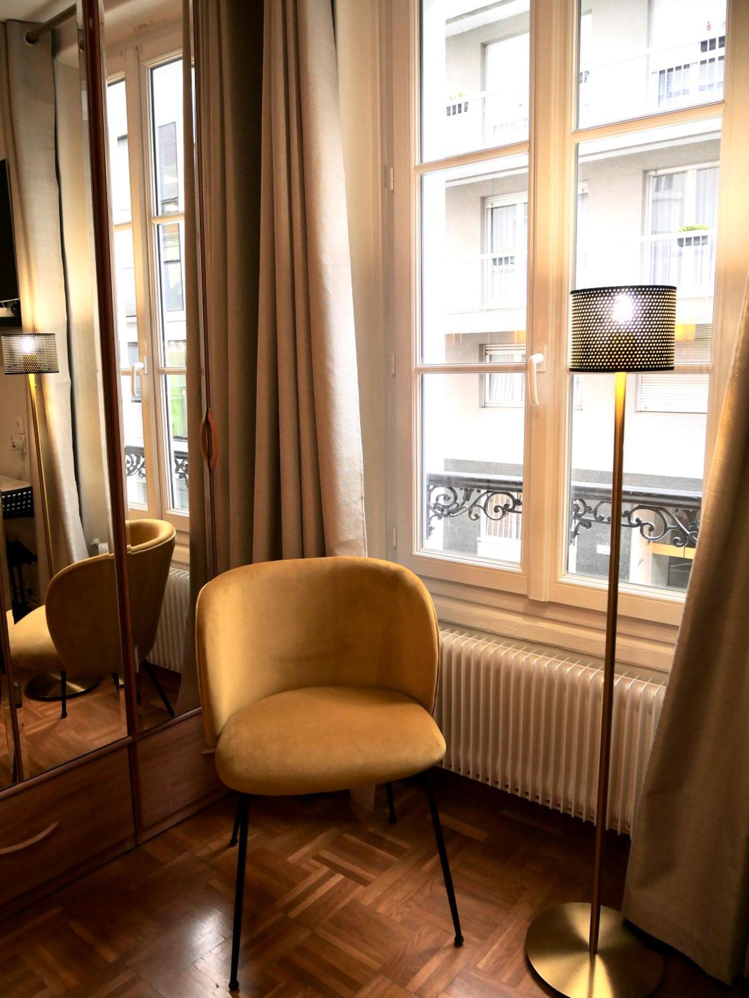 Joli Appartement A Cote De La Tour Eiffel, Javel Et De Paris Expo Exterior photo